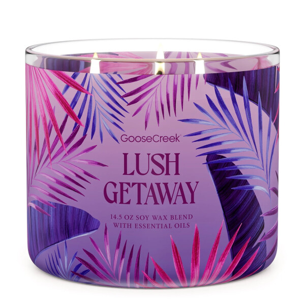 Lush Getaway 3-Wick-Candle 411g